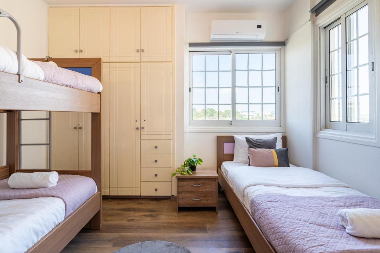 Araminta 2-Bedroom Apartment In Larnaca Dış mekan fotoğraf